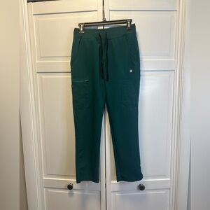 Figs Women’s High Waisted Yola Skinny Scrub Pants Size XS/Petite Color Green